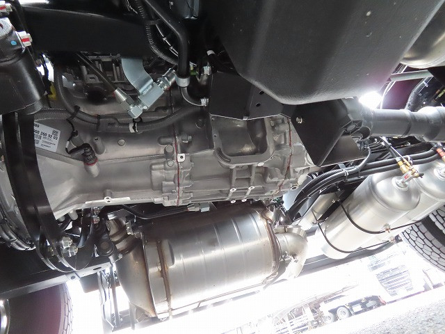 三菱 スーパーグレート 2RG-FP84VDR(2WD)の写真12