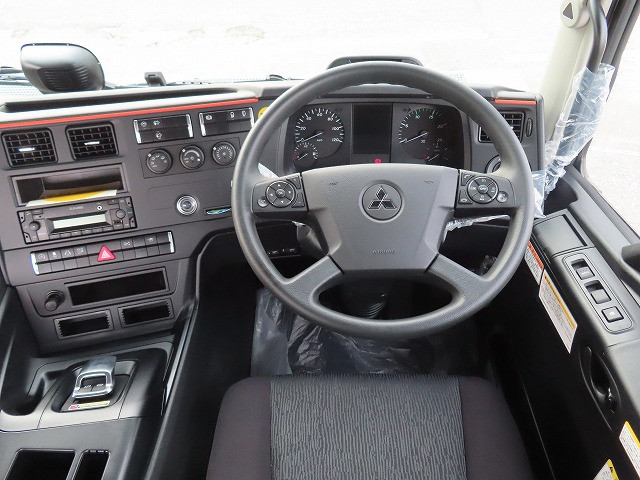 三菱 スーパーグレート 2RG-FP84VDR(2WD)の写真24