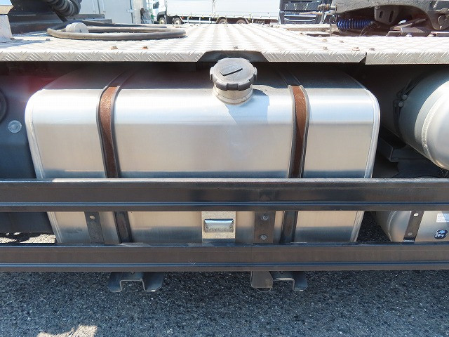 UD その他(日産D) 2PG-GK5AAD(6x4)の写真27