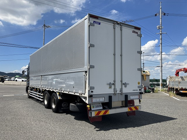 UD クオン 2PG-CD5CA(6x2)の写真3