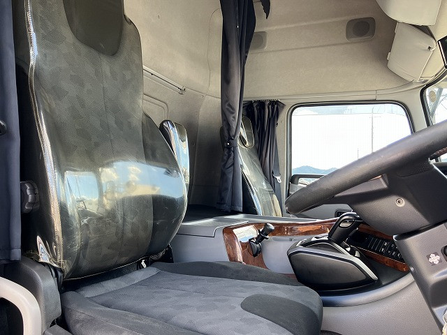 UD クオン 2PG-CD5CA(6x2)の写真25