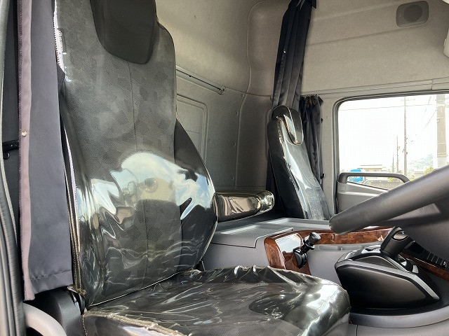 ＵＤ クオン 2PG-CD5CA(6x2)の写真25