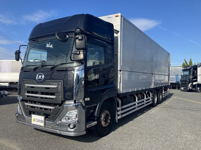 UD クオン 2PG-CD5CA(6x2)の写真1