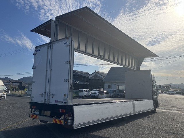 UD クオン 2PG-CD5CA(6x2)の写真10