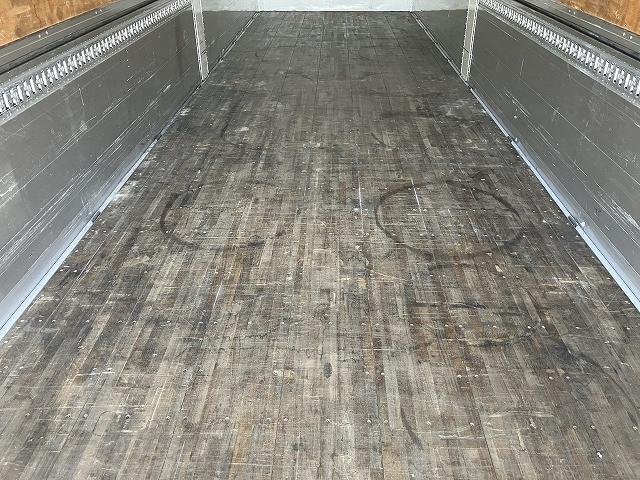 UD クオン 2PG-CD5CA(6x2)の写真13