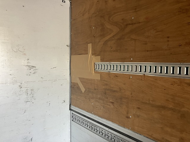 UD クオン 2PG-CD5CA(6x2)の写真16