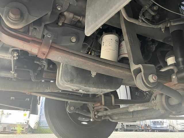 UD クオン 2PG-CD5CA(6x2)の写真17