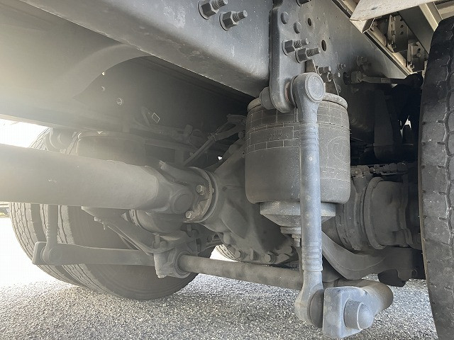 UD クオン 2PG-CD5CA(6x2)の写真19