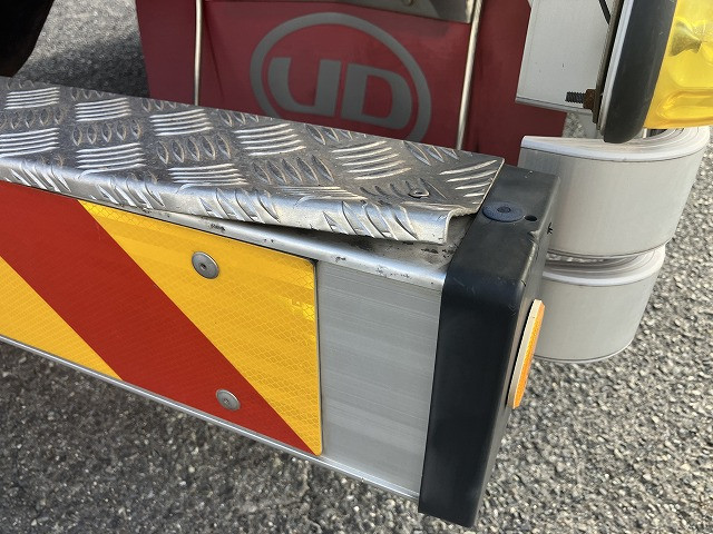 UD クオン 2PG-CD5CA(6x2)の写真30