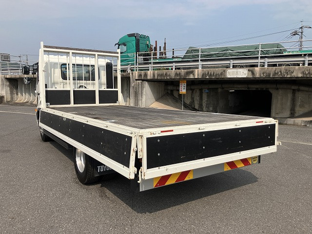 日野 レンジャー 2KG-GC2ABA(2WD)の写真9