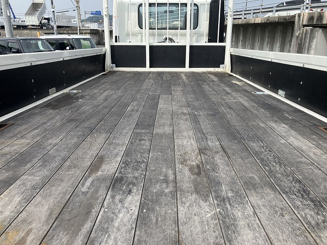 日野 レンジャー 2KG-GC2ABA(2WD)の写真11