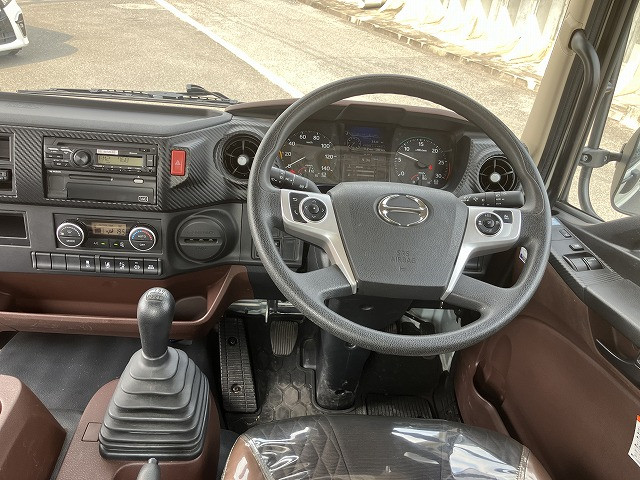 日野 レンジャー 2KG-GC2ABA(2WD)の写真21