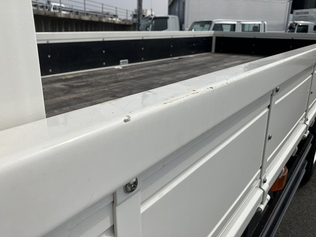 日野 レンジャー 2KG-GC2ABA(2WD)の写真27