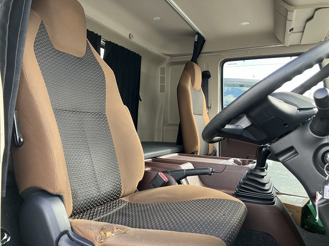 日野 レンジャー 2KG-FD2ABG(2WD)の写真25