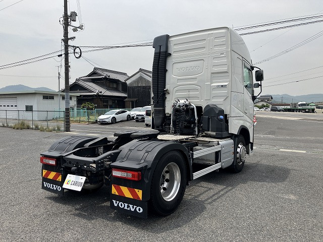 ボルボ FH トラクター 2DG-KA2TEA2(2WD)の写真4