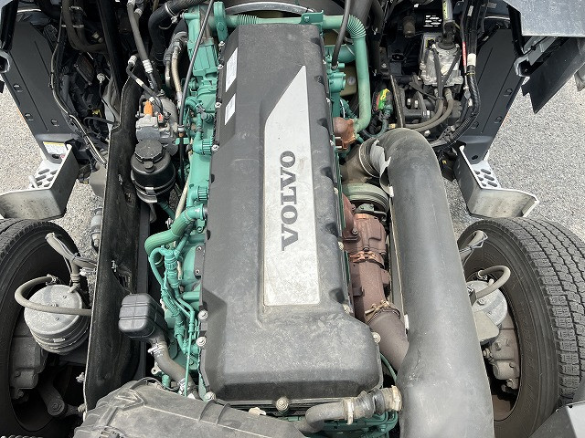 ボルボ FH トラクター 2DG-KA2TEA2(2WD)の写真18