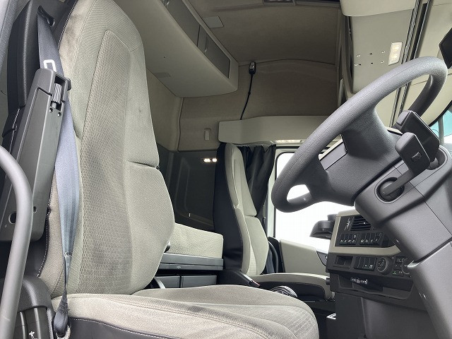 ボルボ FH トラクター 2DG-KA2TEA2(2WD)の写真22