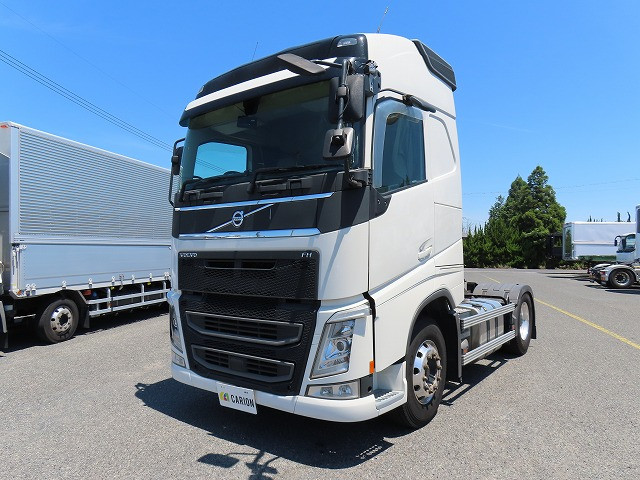 ボルボ FH トラクター 2DG-KA2TEA2(2WD)の写真1