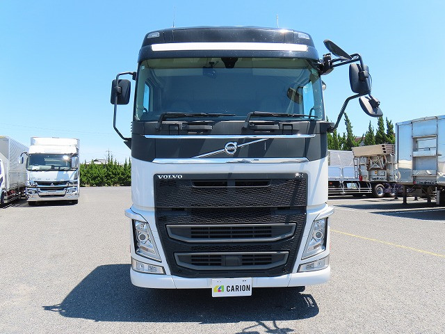 ボルボ FH トラクター 2DG-KA2TEA2(2WD)の写真5