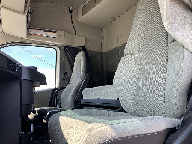 ボルボ FH トラクター 2DG-KA2TEA2(2WD)の写真21