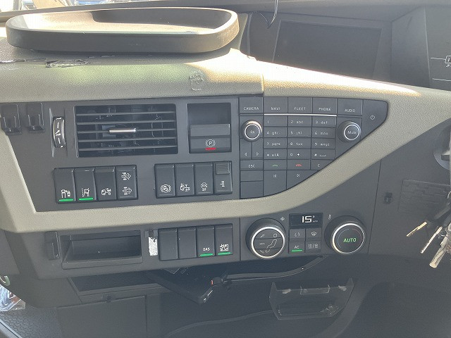 ボルボ FH トラクター 2DG-KA2TEA2(2WD)の写真22