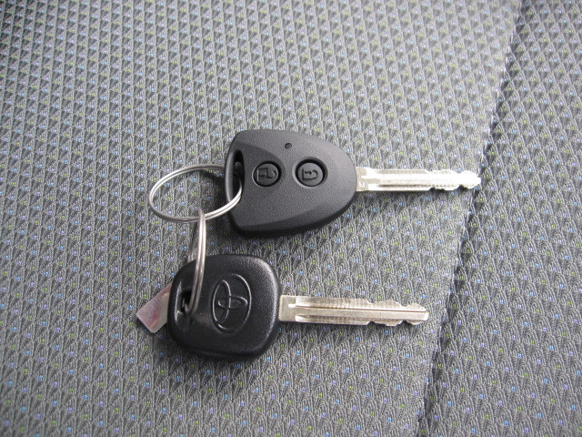 トヨタ タウンエースバン 5BF-S403M(2WD)の写真35