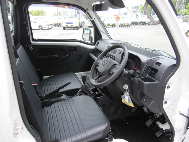 ダイハツ ハイゼットトラック 3BD-S500P(2WD)の写真4