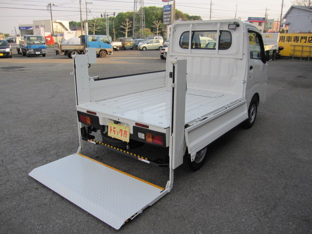 ダイハツ ハイゼットトラック 3BD-S500P(2WD)の写真27