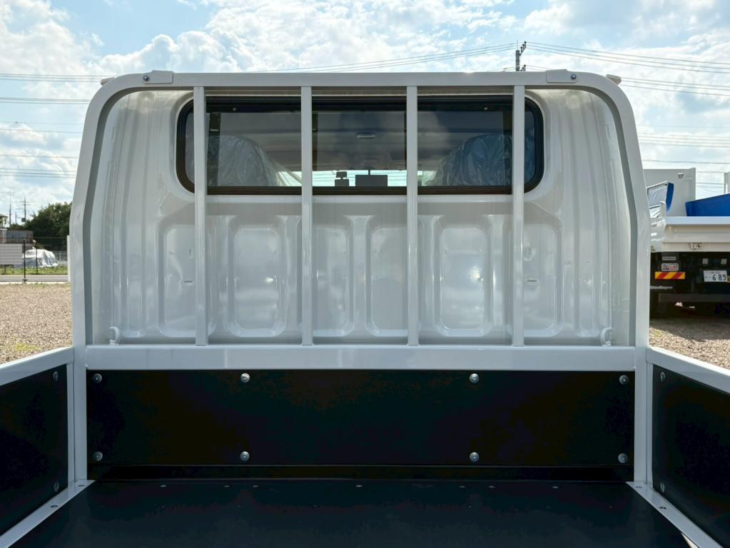 三菱 キャンター 2RG-FBA20(2WD)の写真6