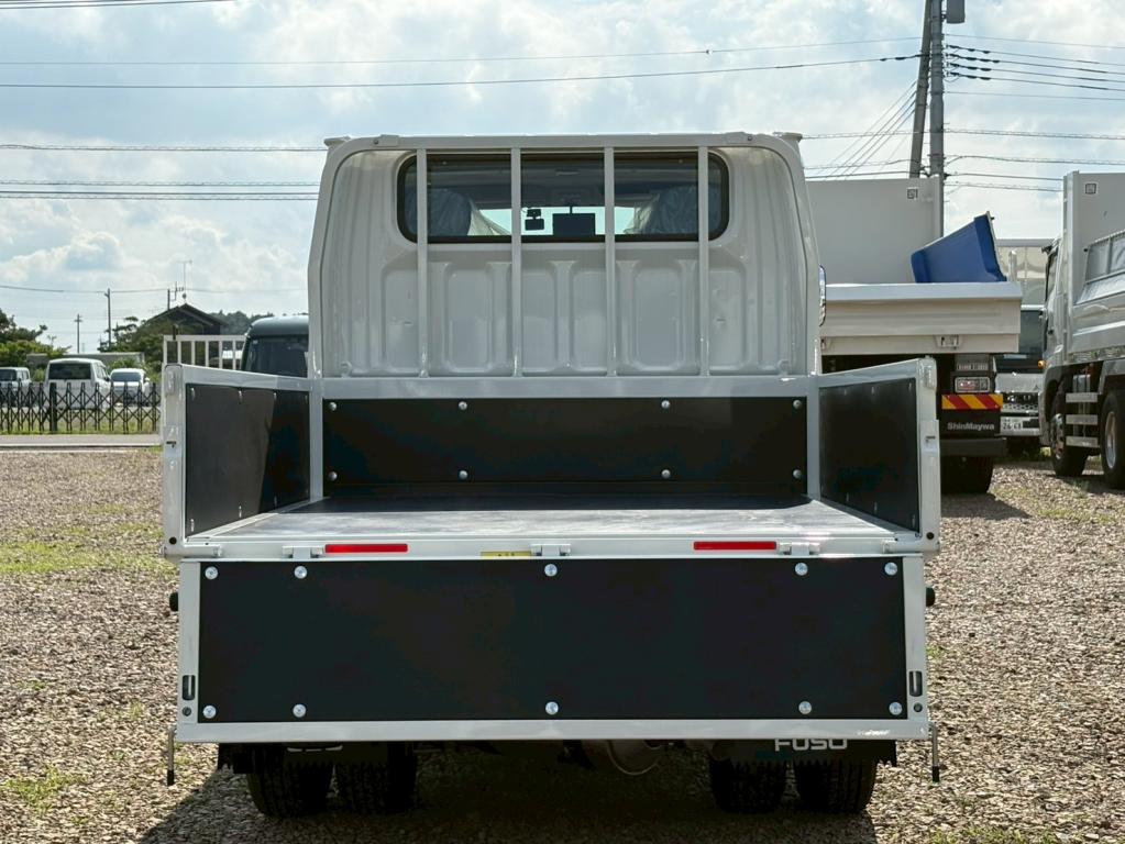 三菱 キャンター 2RG-FBA20(2WD)の写真10