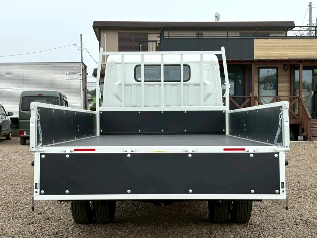 三菱 キャンター 2RG-FEB50(2WD)の写真11