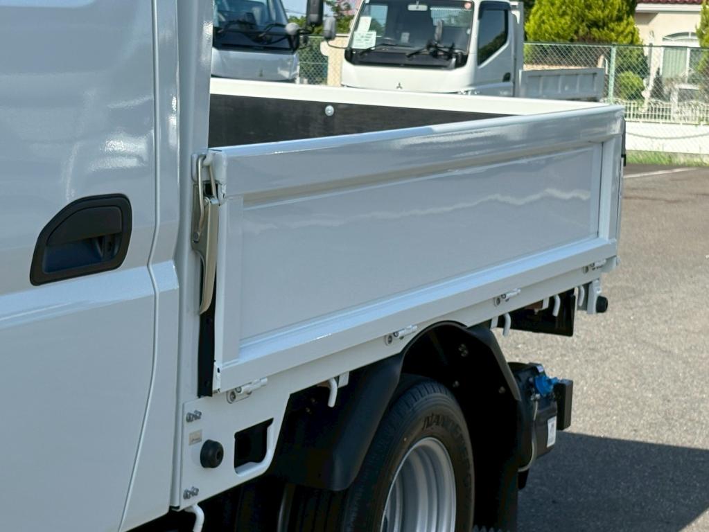 三菱 キャンター 2RG-FBA20(2WD)の写真6