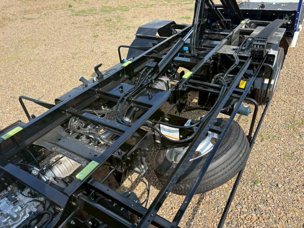 三菱 キャンター 2RG-FEB80(2WD)の写真13