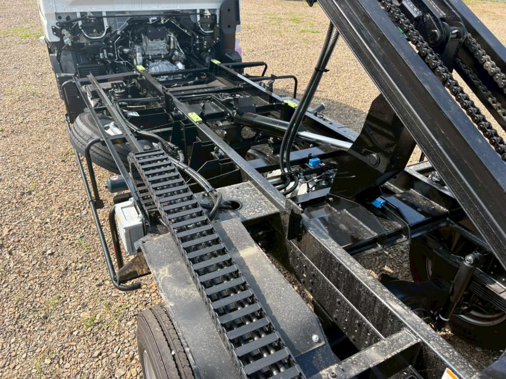 三菱 キャンター 2RG-FEB80(2WD)の写真14