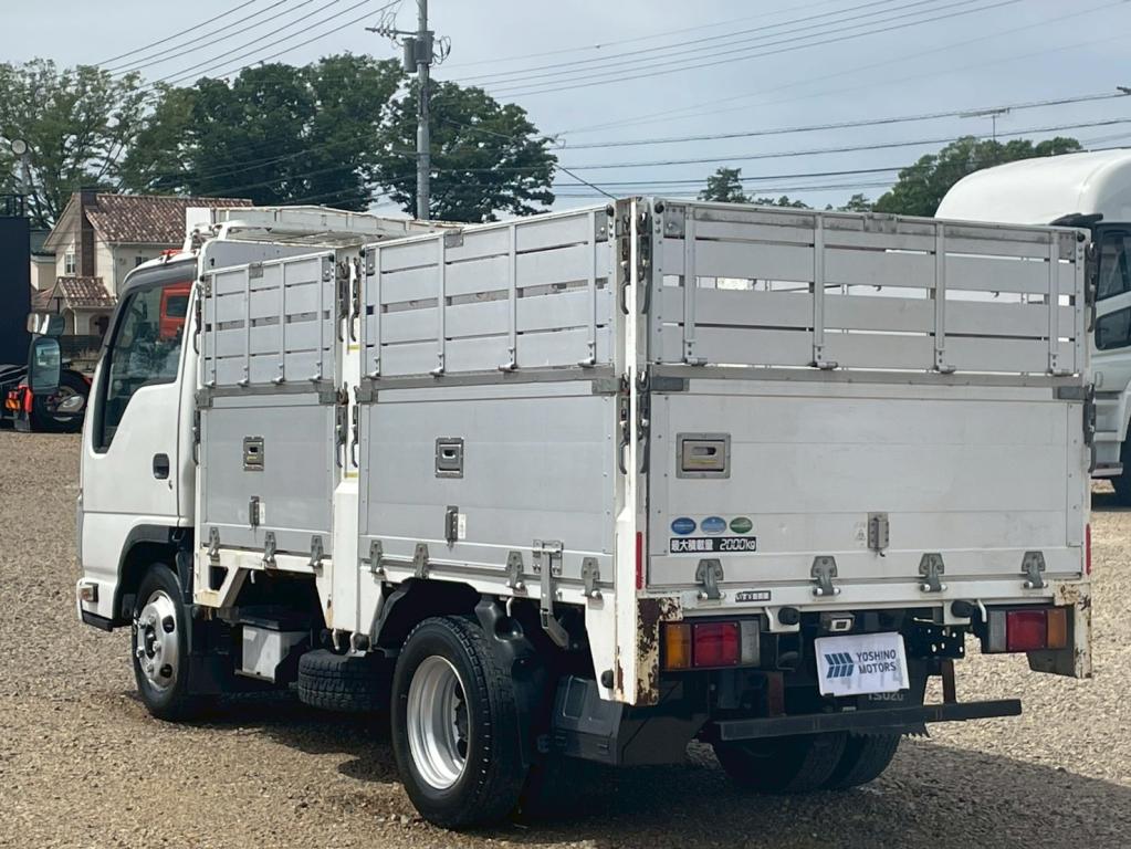 いすゞ エルフ TRG-NJR85A(2WD)の写真3