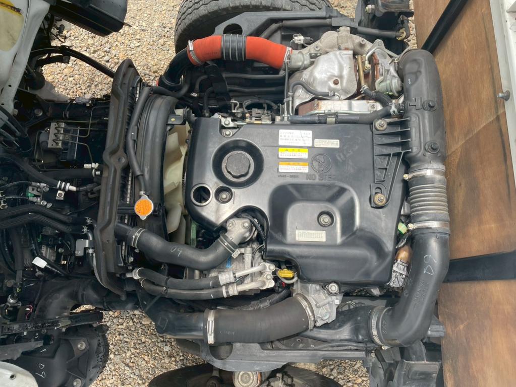 いすゞ エルフ TRG-NJR85A(2WD)の写真19