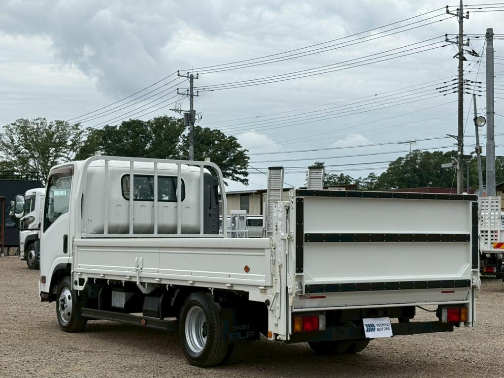 いすゞ エルフ TRG-NPR85AR(2WD)の写真3