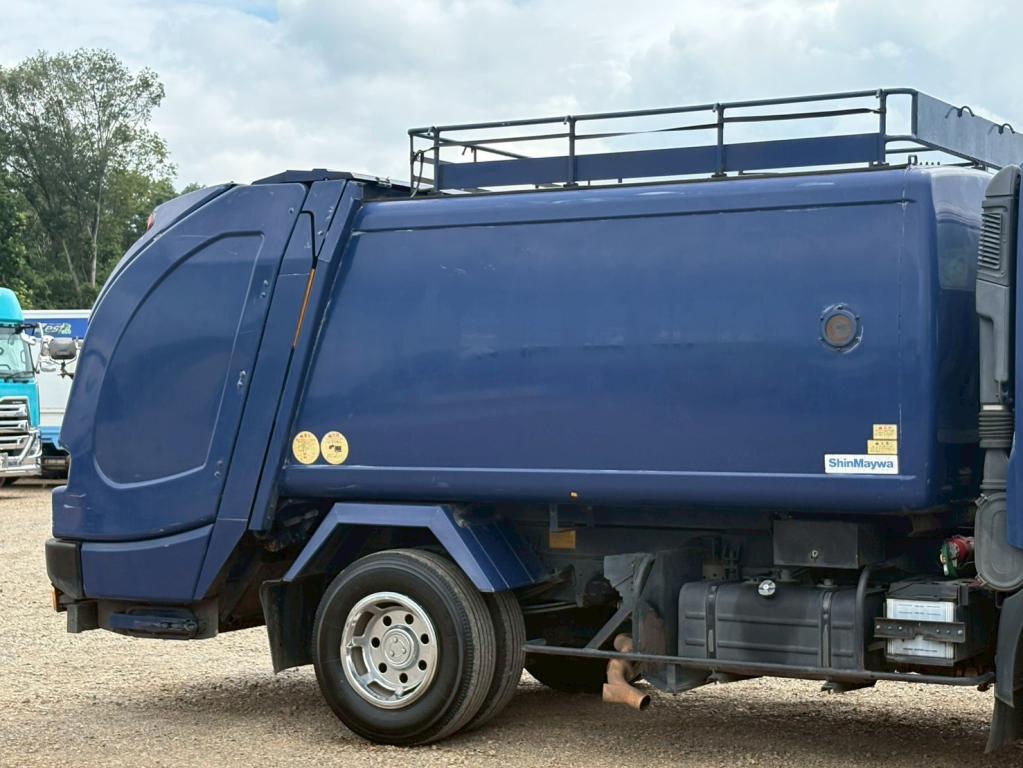 日野 デュトロ TKG-XZU700M(2WD)の写真5