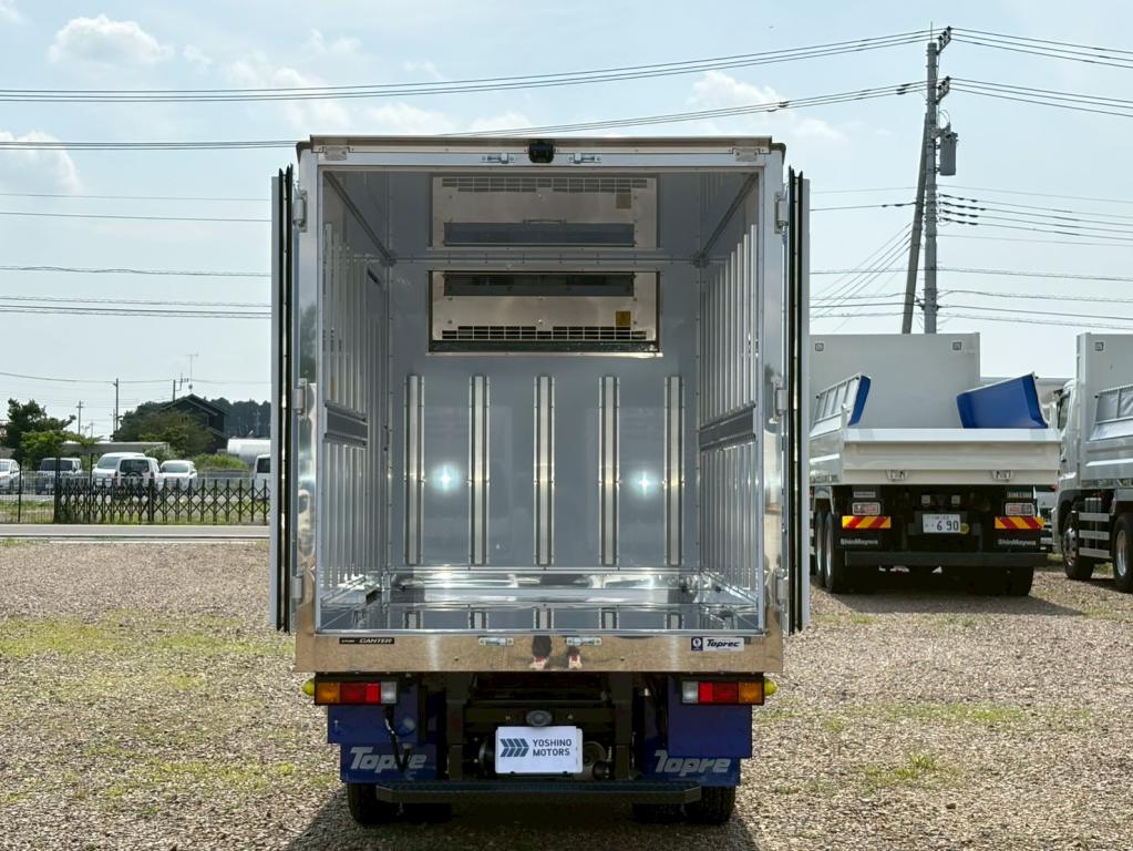 三菱 キャンター 2RG-FBAV0(2WD)の写真11