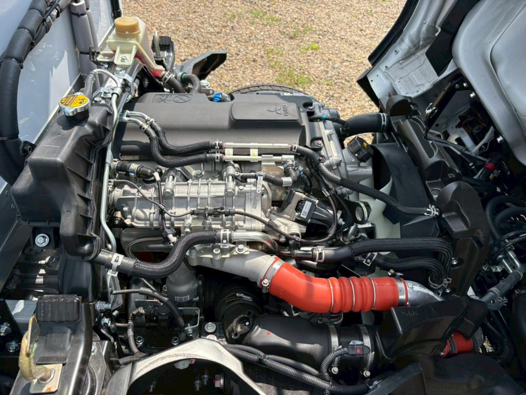 三菱 キャンター 2RG-FBAV0(2WD)の写真20