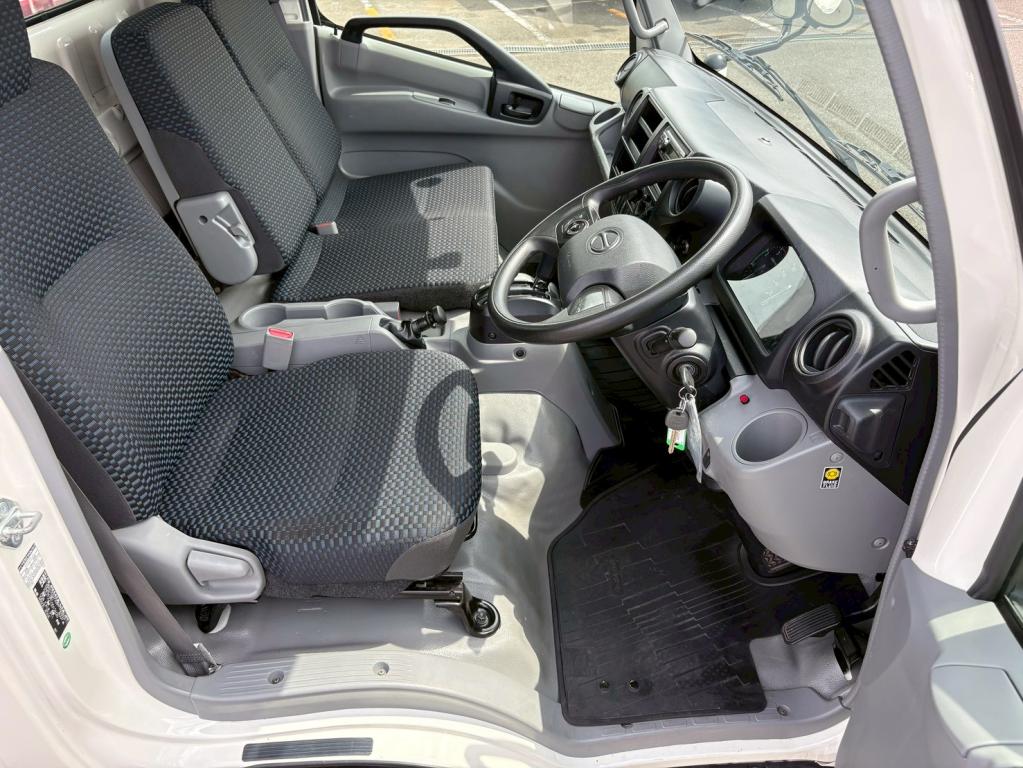 日野 デュトロ 2KG-XZU722M(2WD)の写真21