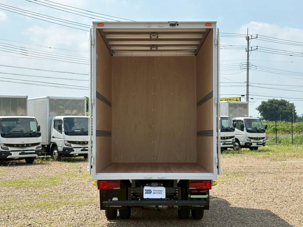 三菱 キャンター 2RG-FBA20(2WD)の写真11