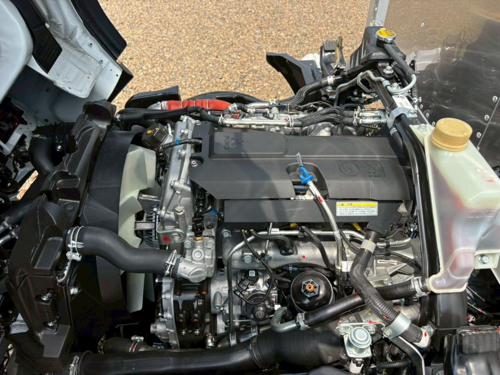 三菱 キャンター 2RG-FBA20(2WD)の写真19