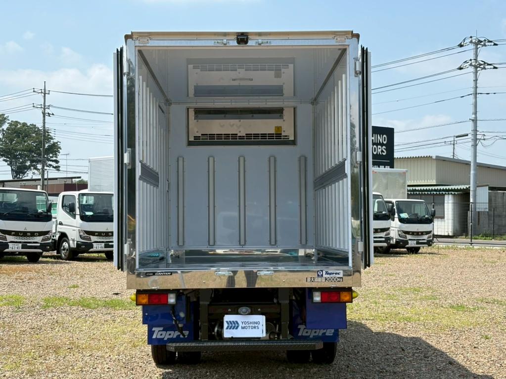 三菱 キャンター 2RG-FBAV0(2WD)の写真12