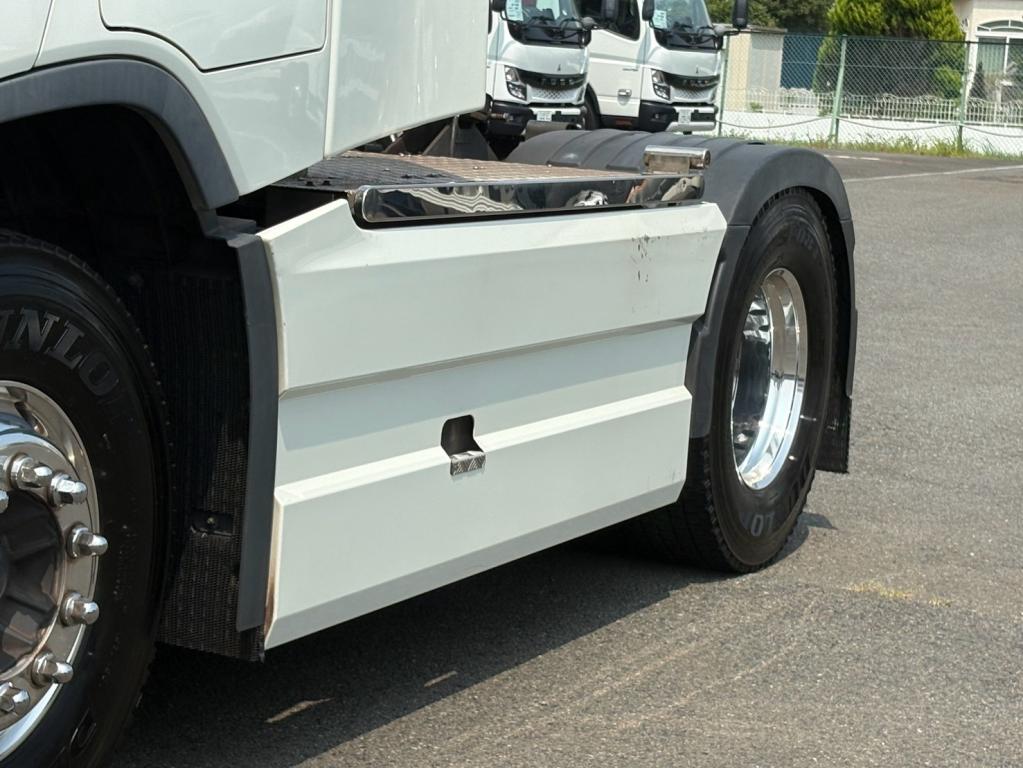 ボルボ その他 2DG-KA2TDA1(2WD)の写真6