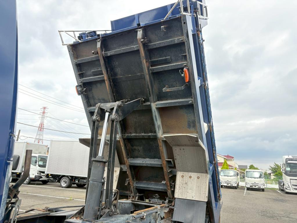 三菱 ファイター TKG-FK62FY(2WD)の写真13