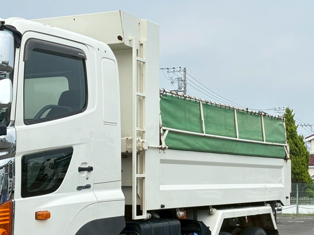 日野 プロフィア QKG-FS1EKDA(6x4)の写真6