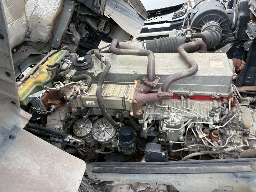日野 プロフィア QKG-FS1EKDA(6x4)の写真18