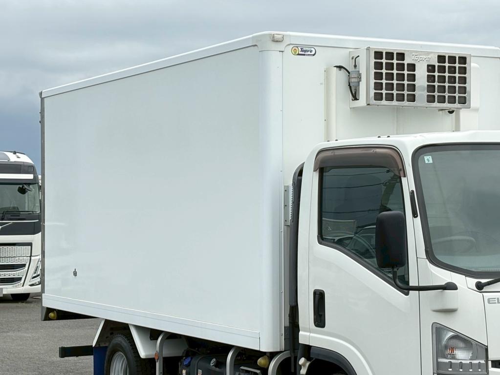 いすゞ エルフ 2RG-NPR88AN(2WD)の写真5