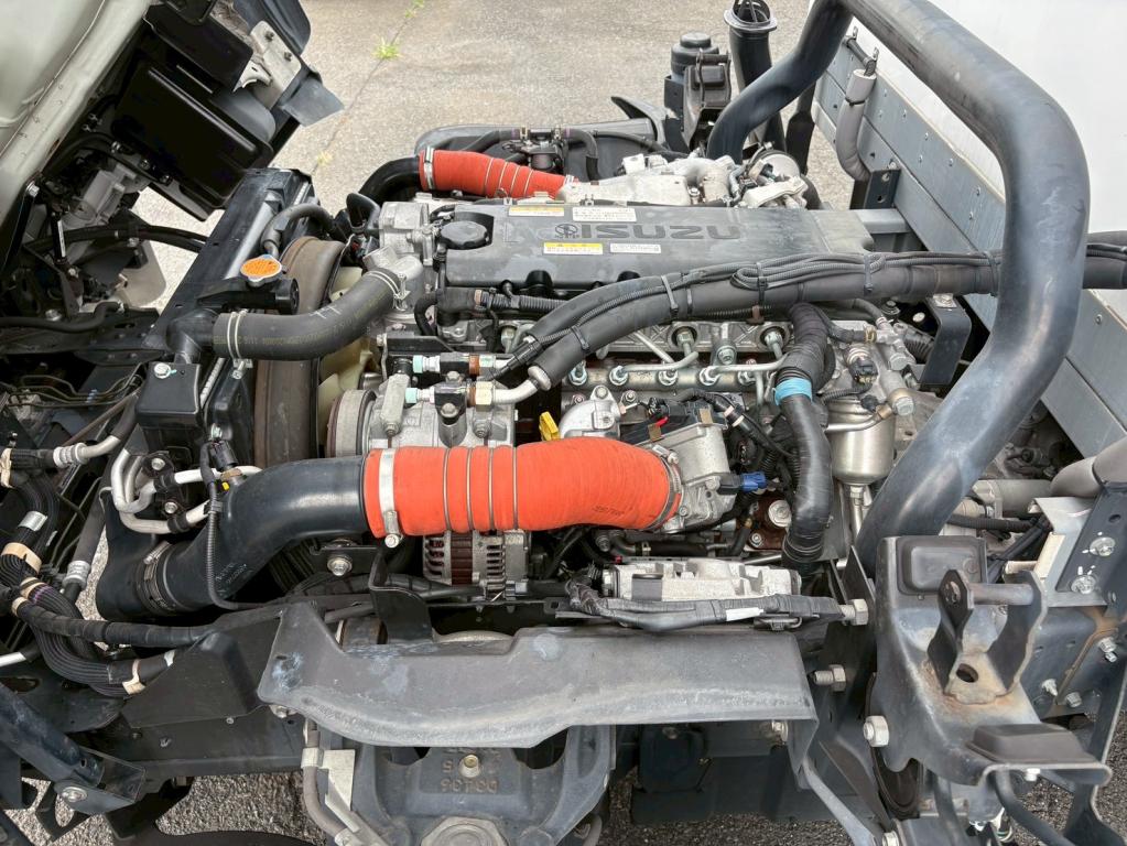 いすゞ エルフ 2RG-NPR88AN(2WD)の写真18